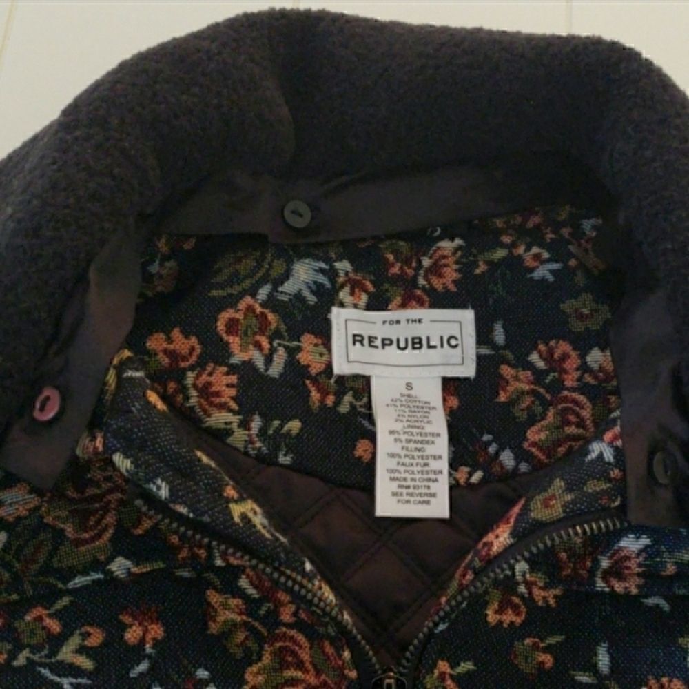 ‎For the Republic Blue Floral Jacket - Picture 3 of 4